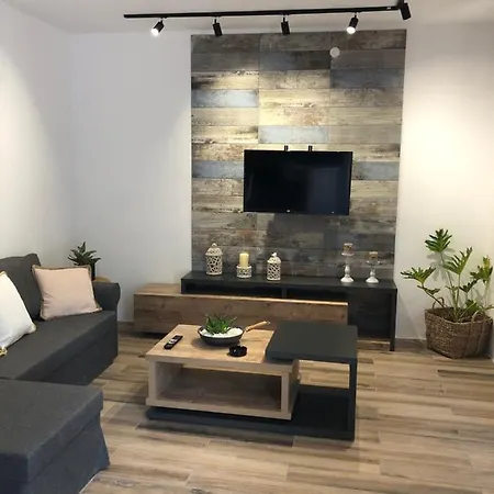 Angels Court Ferienhaus Doukádes